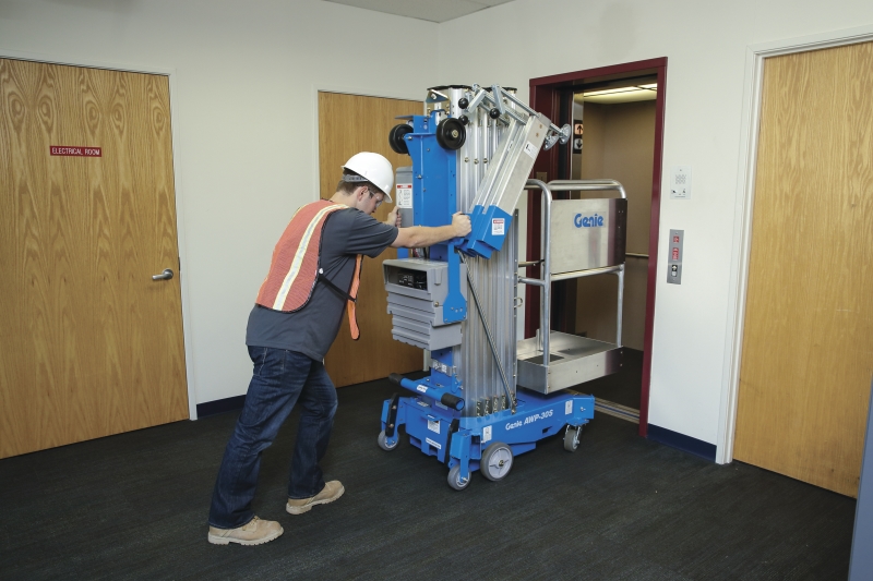 Genie AWP30s Vertical Lift - Image 3