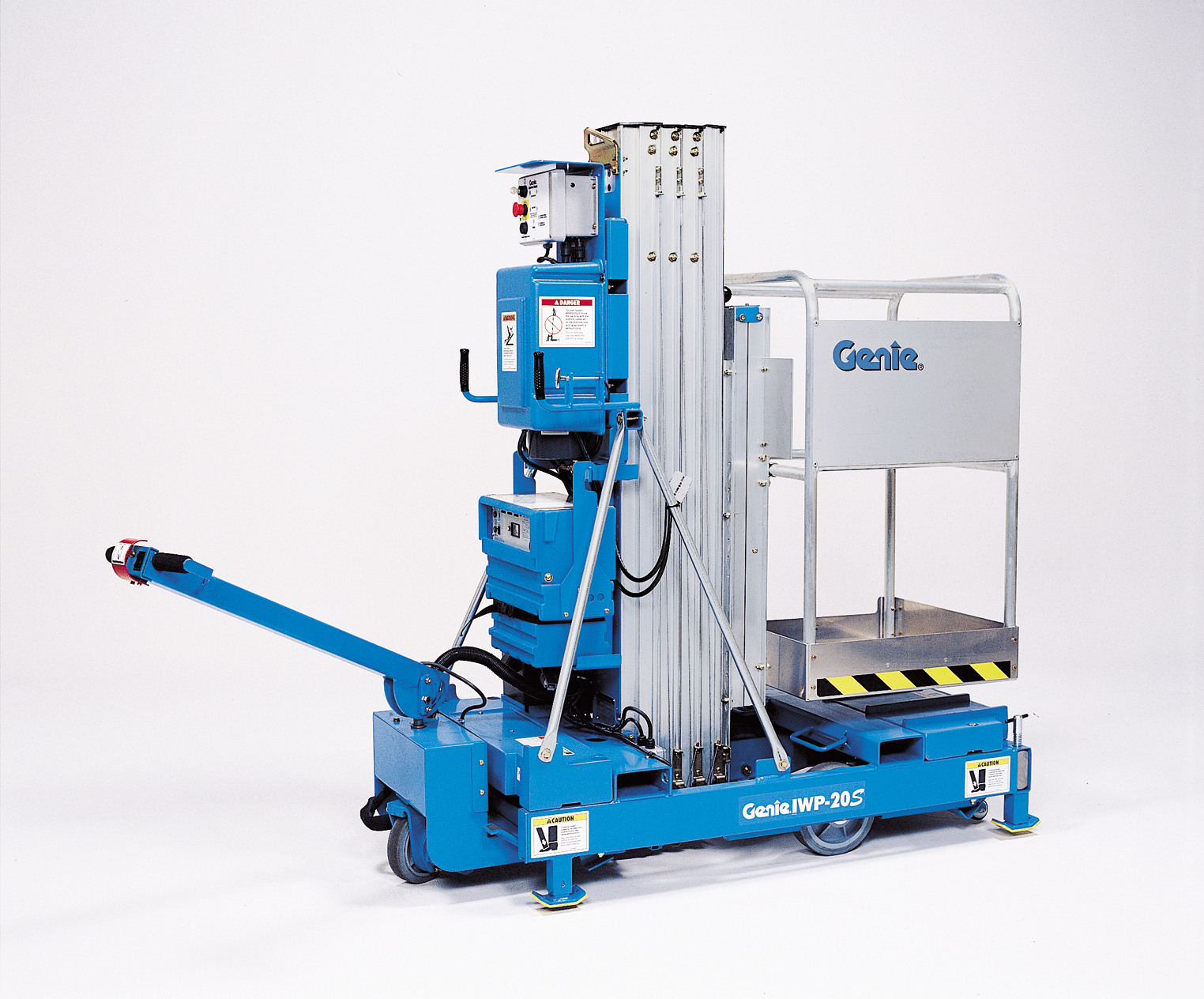 Genie IWP20s Vertical Lift - Image 3