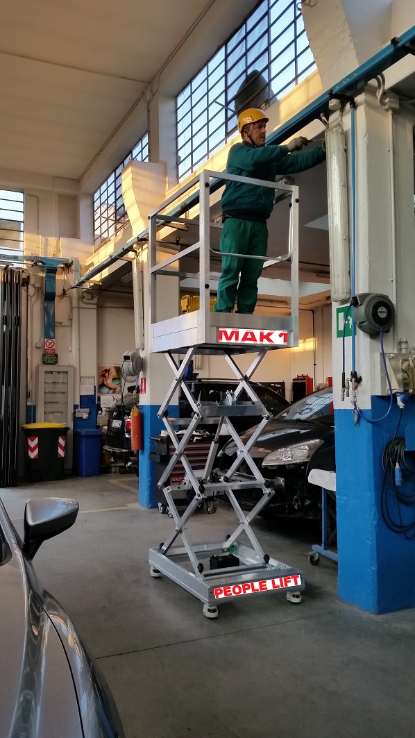 HopUp Push Around Scissors Lift 4.0 - Image 3