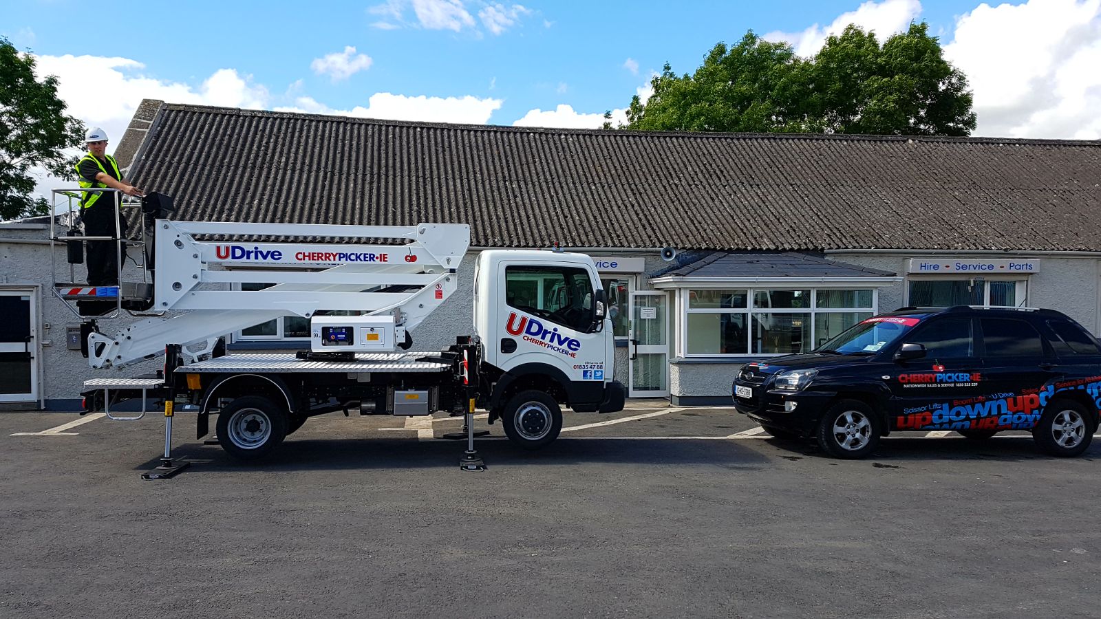 Oil & Steel Snake 2010 Compact, Van/Truck Mounted Mobile Boom Lift - Image 4
